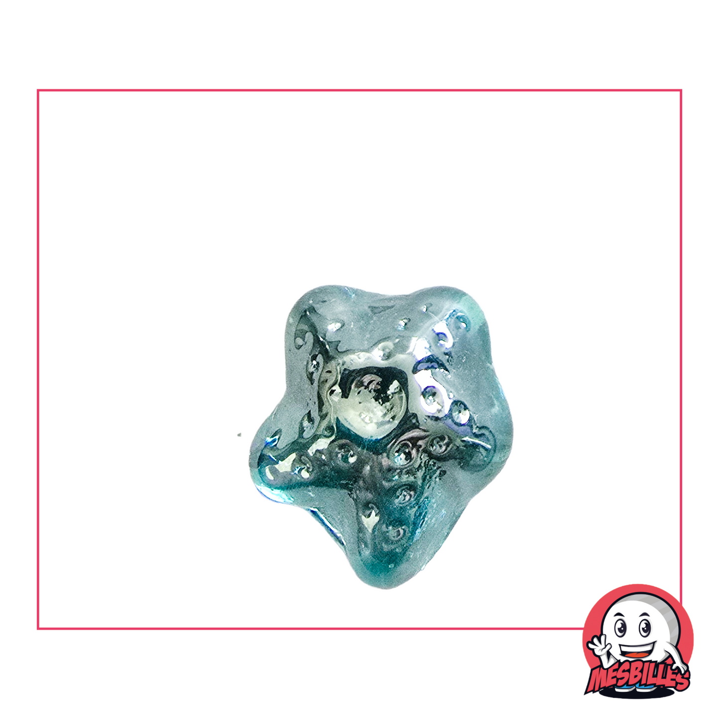 Bille en verre en forme d’étoile de mer, de couleur bleu translucide avec bulles internes et surface brillante