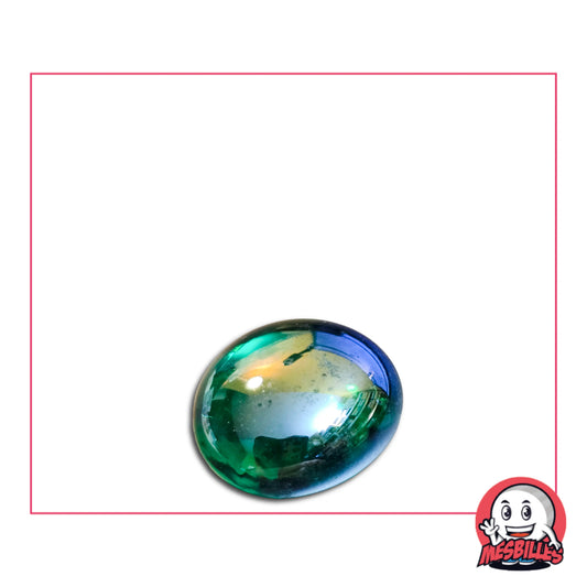 Dans la Grande Famille des Billes Irisée, il y a la Bille Plate en verre Translucide et Brillant de Couleur Vert Foncé.